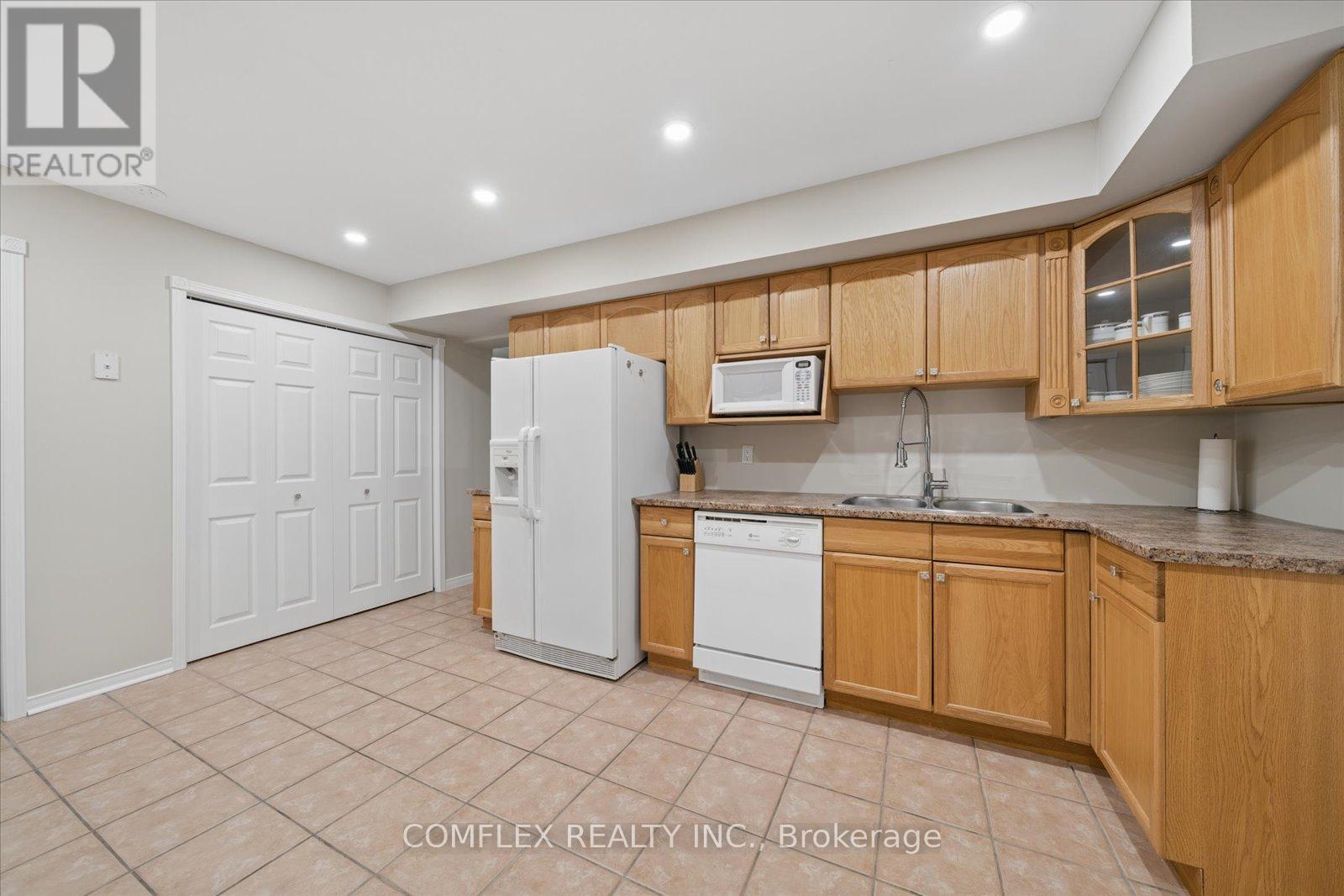 1150 Raglan Road E, Oshawa, Ontario  L1H 7K4 - Photo 47 - E13485324