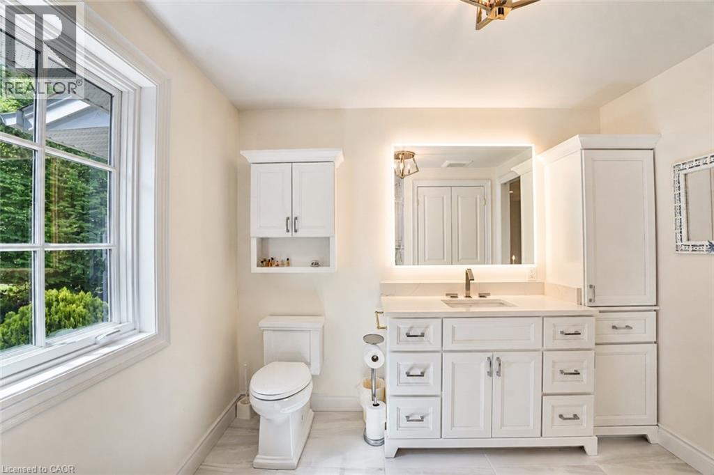 5052 Lakeshore Road, Burlington, Ontario  L7L 1B9 - Photo 24 - 40840868