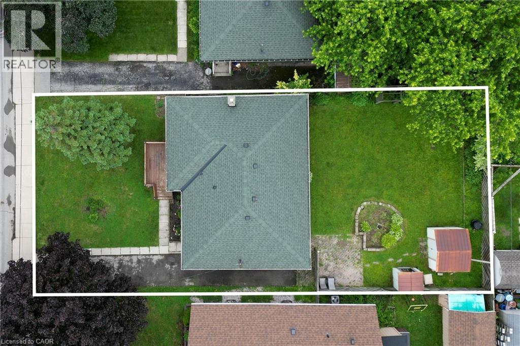 184 West 33rd Street, Hamilton, Ontario  L9C 5J5 - Photo 27 - 40842229