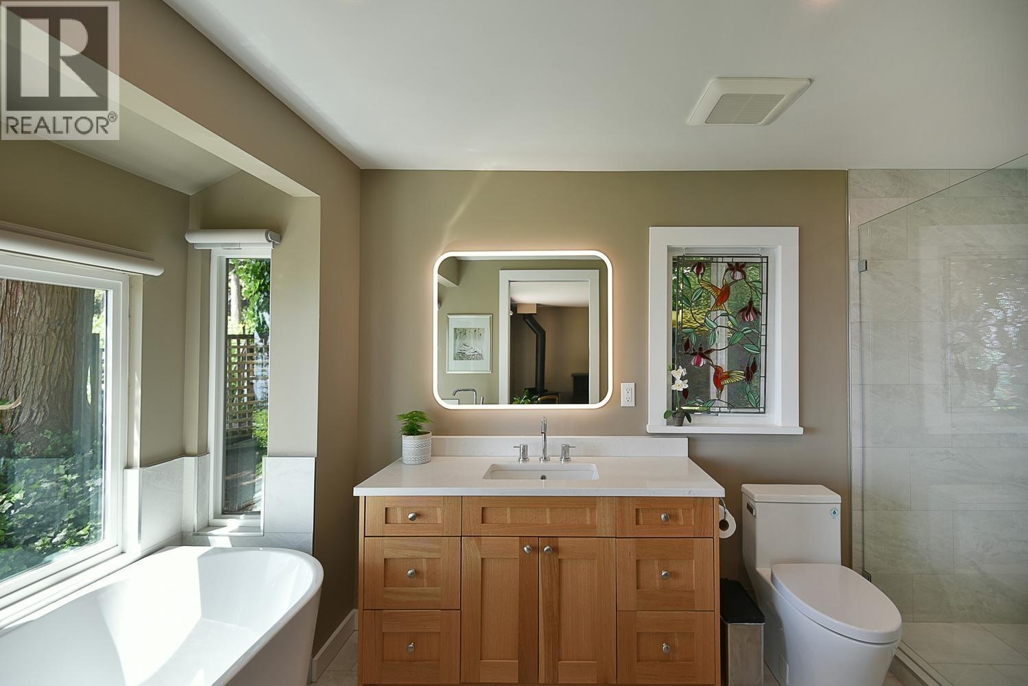 7647 Eureka Place, Halfmoon Bay, British Columbia  V7Z 1A1 - Photo 26 - R3139554
