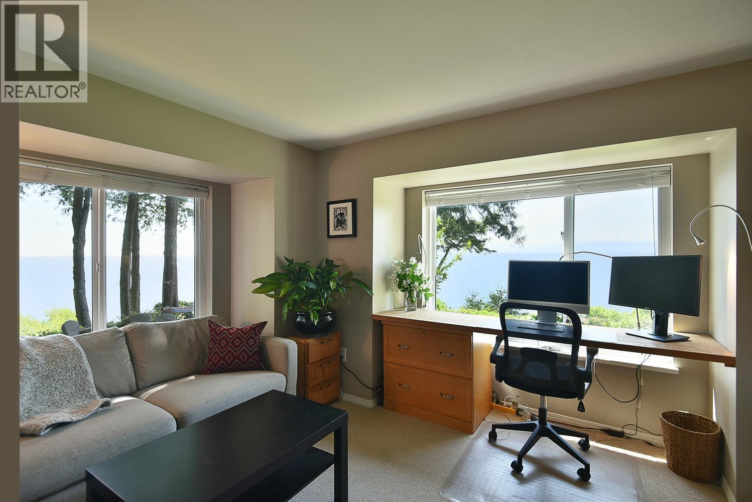 7647 Eureka Place, Halfmoon Bay, British Columbia  V7Z 1A1 - Photo 30 - R3139554