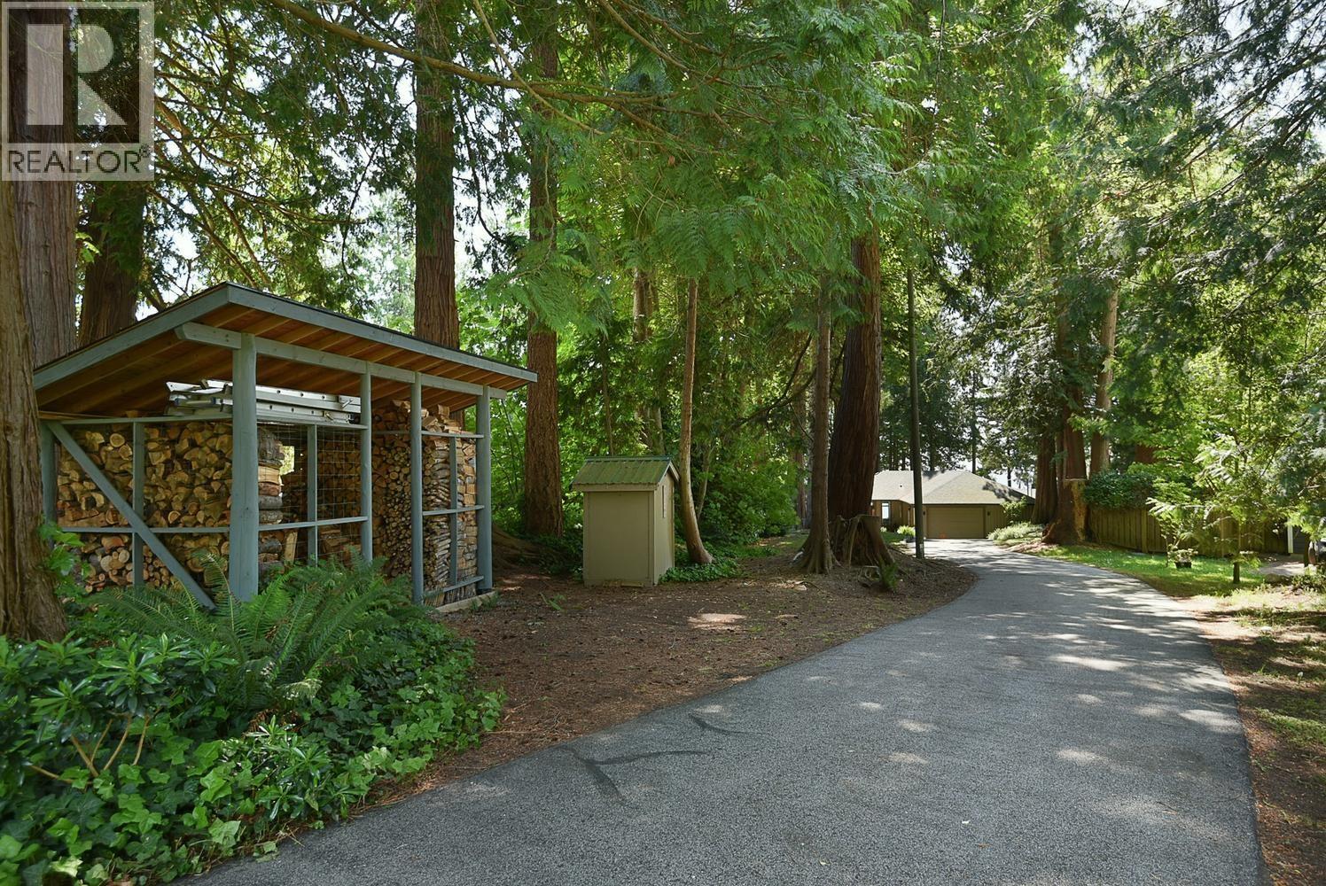 7647 Eureka Place, Halfmoon Bay, British Columbia  V7Z 1A1 - Photo 36 - R3139554