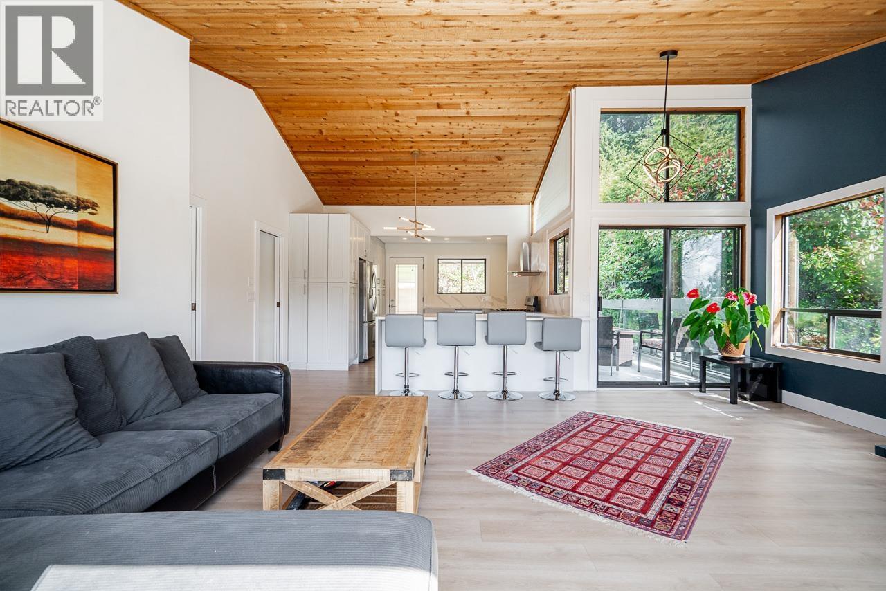 4643 Port View Place, West Vancouver, British Columbia  V7S 3A4 - Photo 12 - R3139570