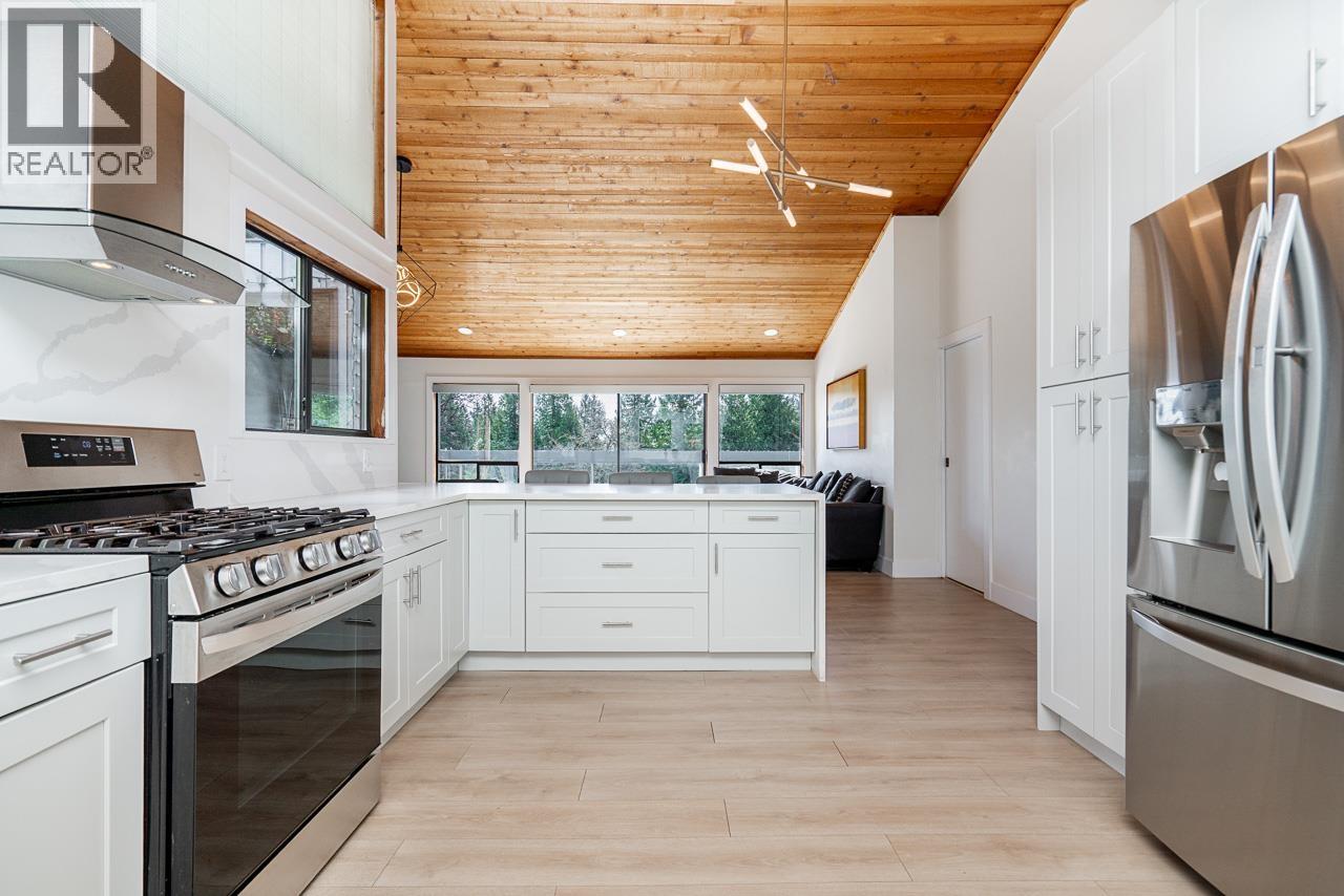 4643 Port View Place, West Vancouver, British Columbia  V7S 3A4 - Photo 14 - R3139570
