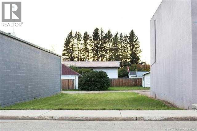 5106 50 Street, Eckville, Alberta  T0M 0X0 - Photo 1 - A2300814