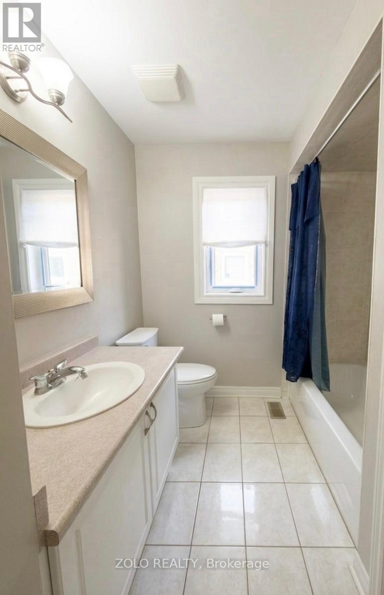 37 Sewells Lane S, Brampton, Ontario  L7A 2Z9 - Photo 9 - W13465356