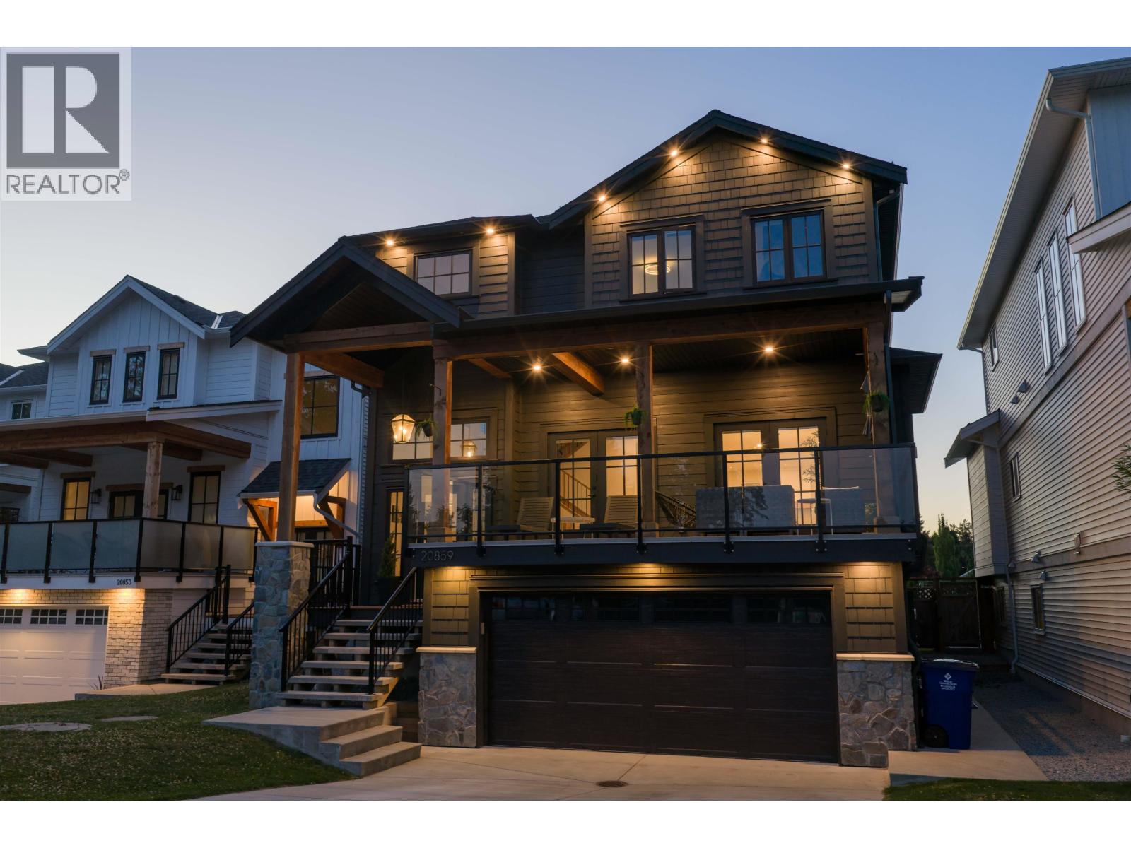 20859 GOLF LANE, Maple Ridge, British Columbia