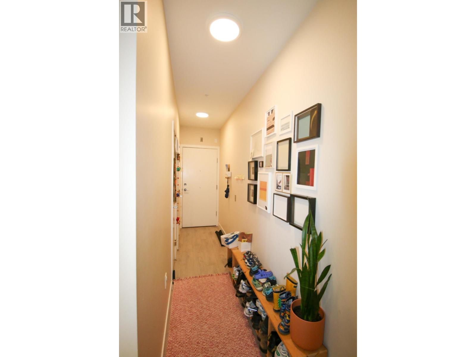 303 4882 Slocan Street, Vancouver, British Columbia  V5R 2A3 - Photo 4 - R3139259