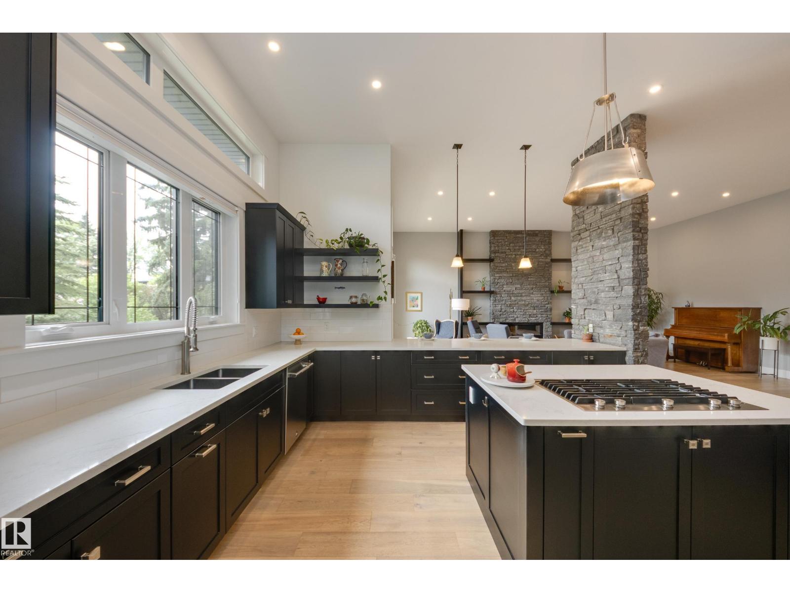9307 147 St Nw, Edmonton, Alberta  T5R 0Y8 - Photo 17 - E4492060