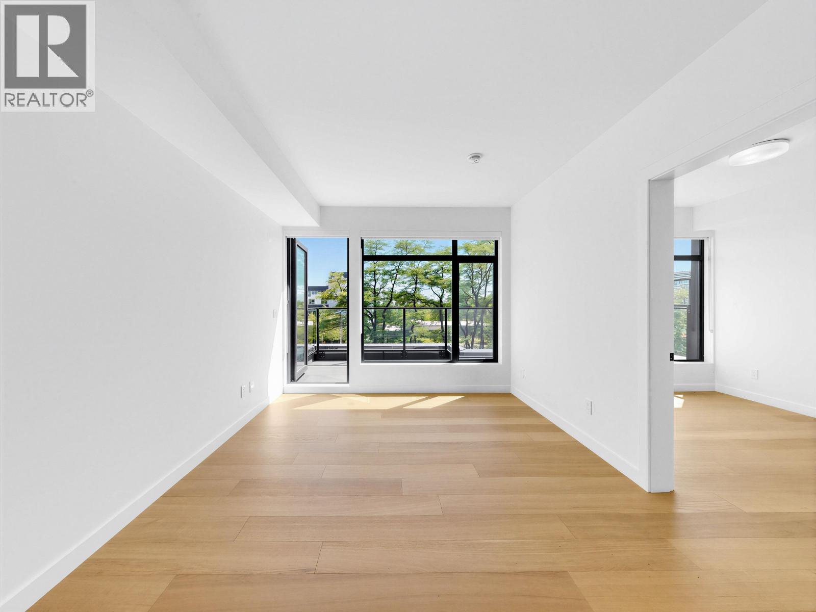 504 6485 Manitoba Street, Vancouver, British Columbia  V5Y 0P7 - Photo 2 - R3139487