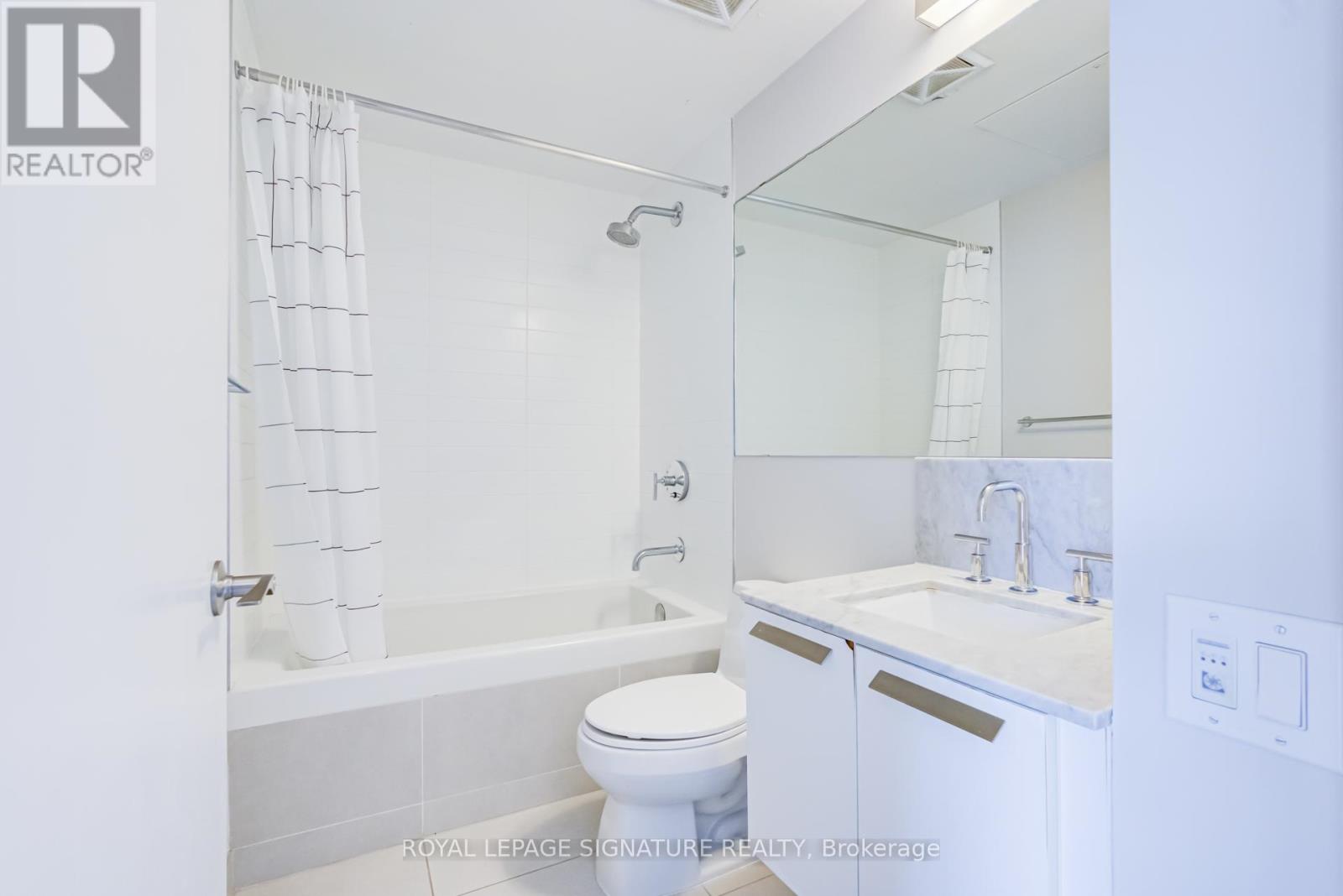 1320 - 57 St Joseph Street, Toronto, Ontario  M5S 0C5 - Photo 15 - C13239672