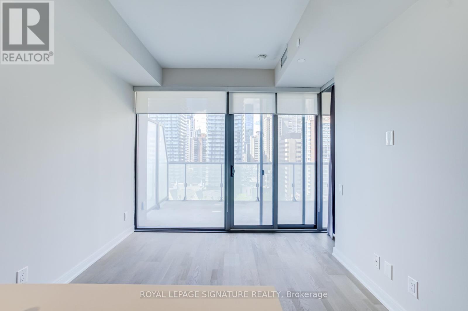 1320 - 57 St Joseph Street, Toronto, Ontario  M5S 0C5 - Photo 7 - C13239672