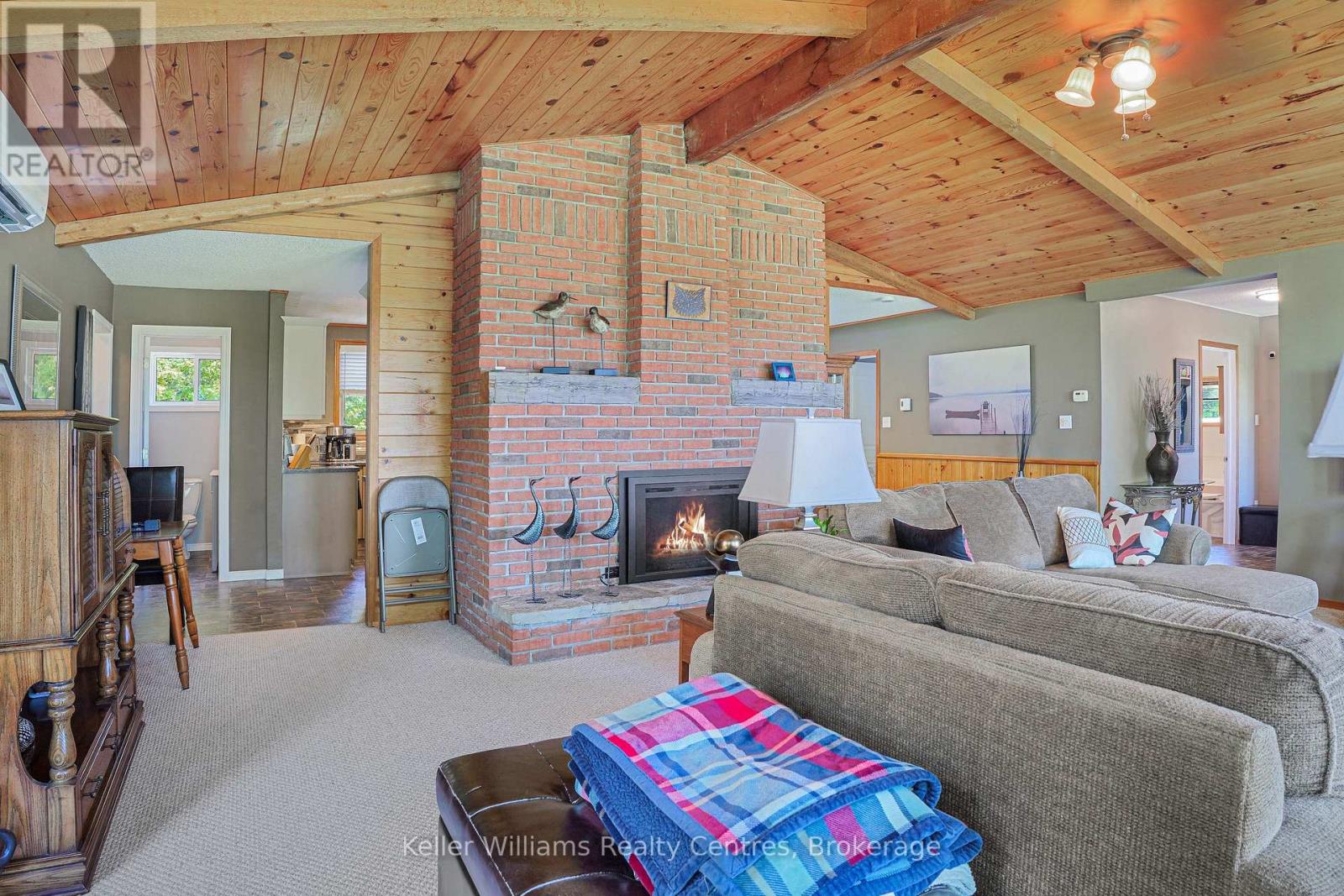 453 Shoreline Avenue, South Bruce Peninsula, Ontario  N0H 2T0 - Photo 18 - X13467666