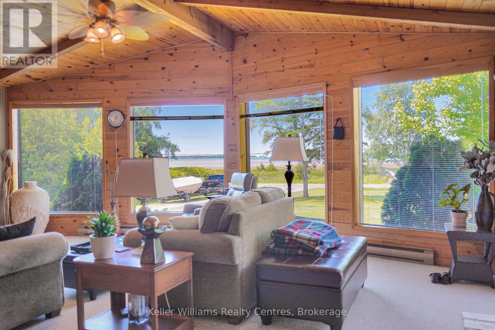 453 Shoreline Avenue, South Bruce Peninsula, Ontario  N0H 2T0 - Photo 14 - X13467666