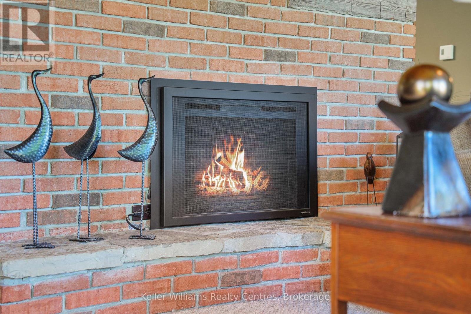 453 Shoreline Avenue, South Bruce Peninsula, Ontario  N0H 2T0 - Photo 17 - X13467666