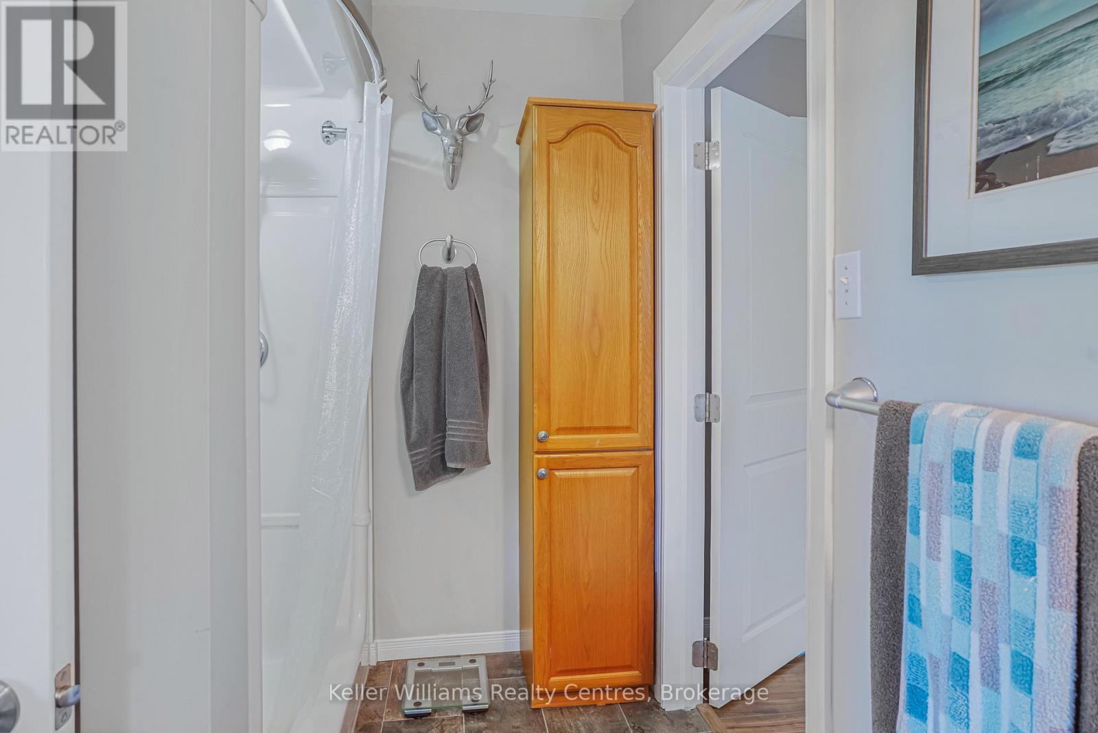 453 Shoreline Avenue, South Bruce Peninsula, Ontario  N0H 2T0 - Photo 29 - X13467666
