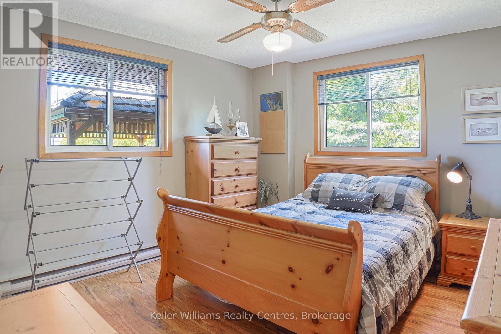 453 Shoreline Avenue, South Bruce Peninsula, Ontario  N0H 2T0 - Photo 32 - X13467666