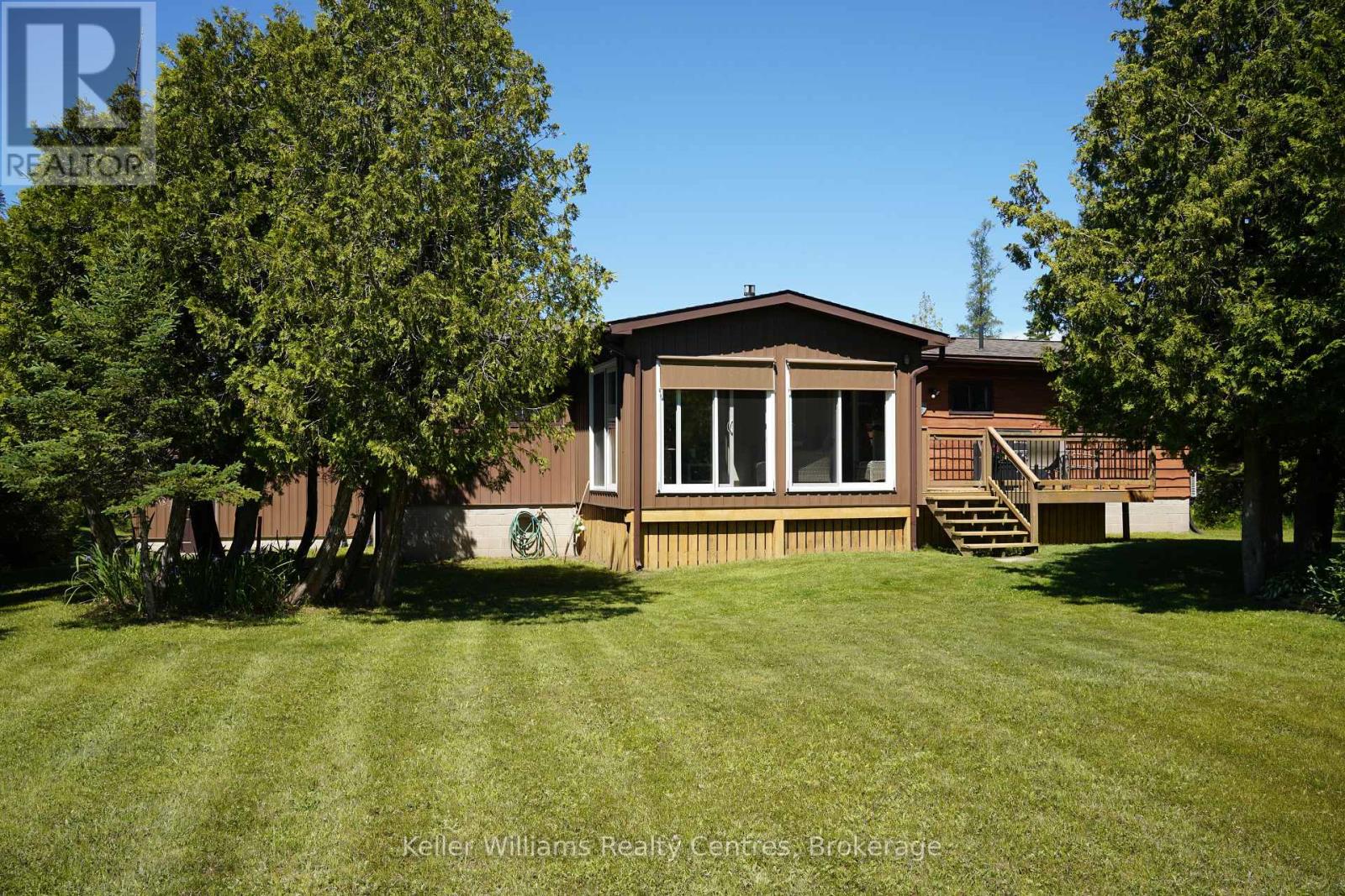 453 Shoreline Avenue, South Bruce Peninsula, Ontario  N0H 2T0 - Photo 38 - X13467666