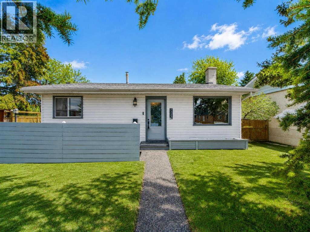 7723 Hunterview Drive NW, calgary, Alberta