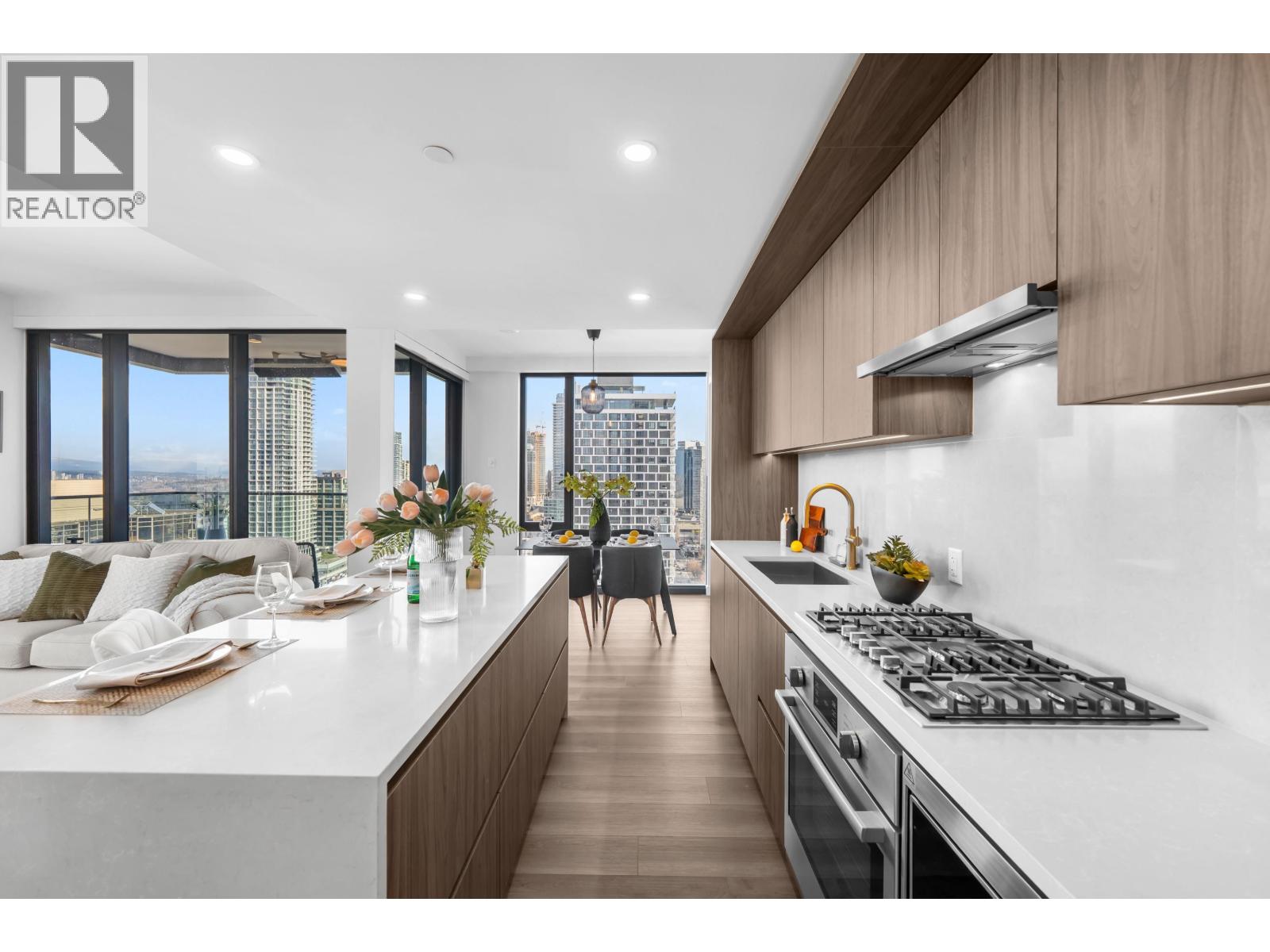 2108 5987 Wilson Avenue, Burnaby, British Columbia  V5H 0L7 - Photo 12 - R3139512