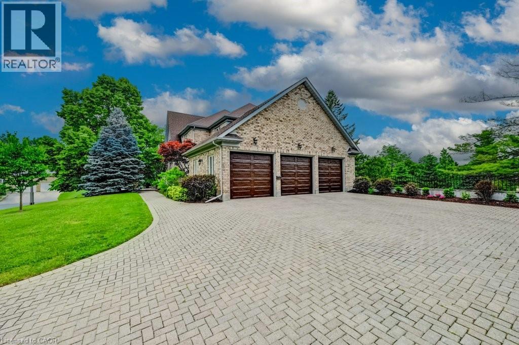 336 Bushwood Court, Waterloo, Ontario  N2T 2E7 - Photo 3 - 40838621