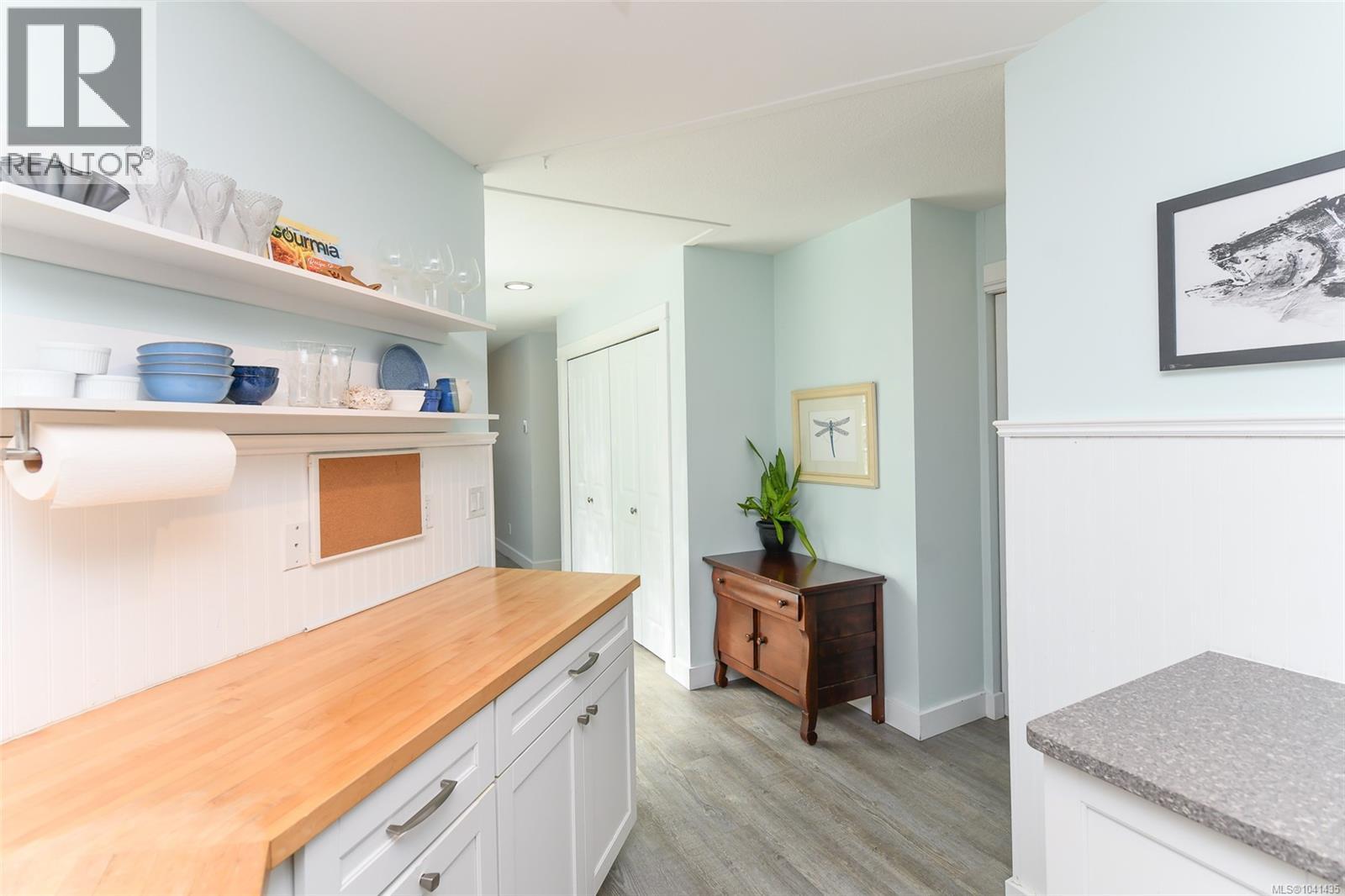 205 2250 Manor Pl, Comox, British Columbia  V9M 1C5 - Photo 18 - 1041435