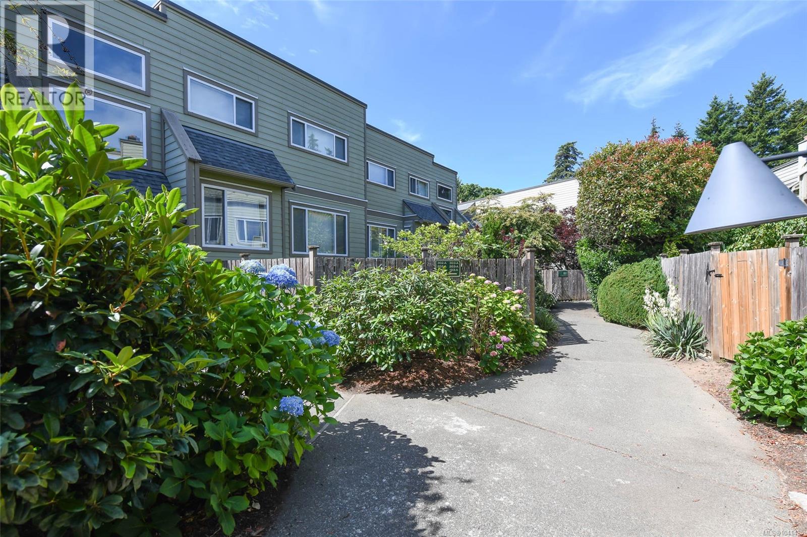 205 2250 Manor Pl, Comox, British Columbia  V9M 1C5 - Photo 41 - 1041435