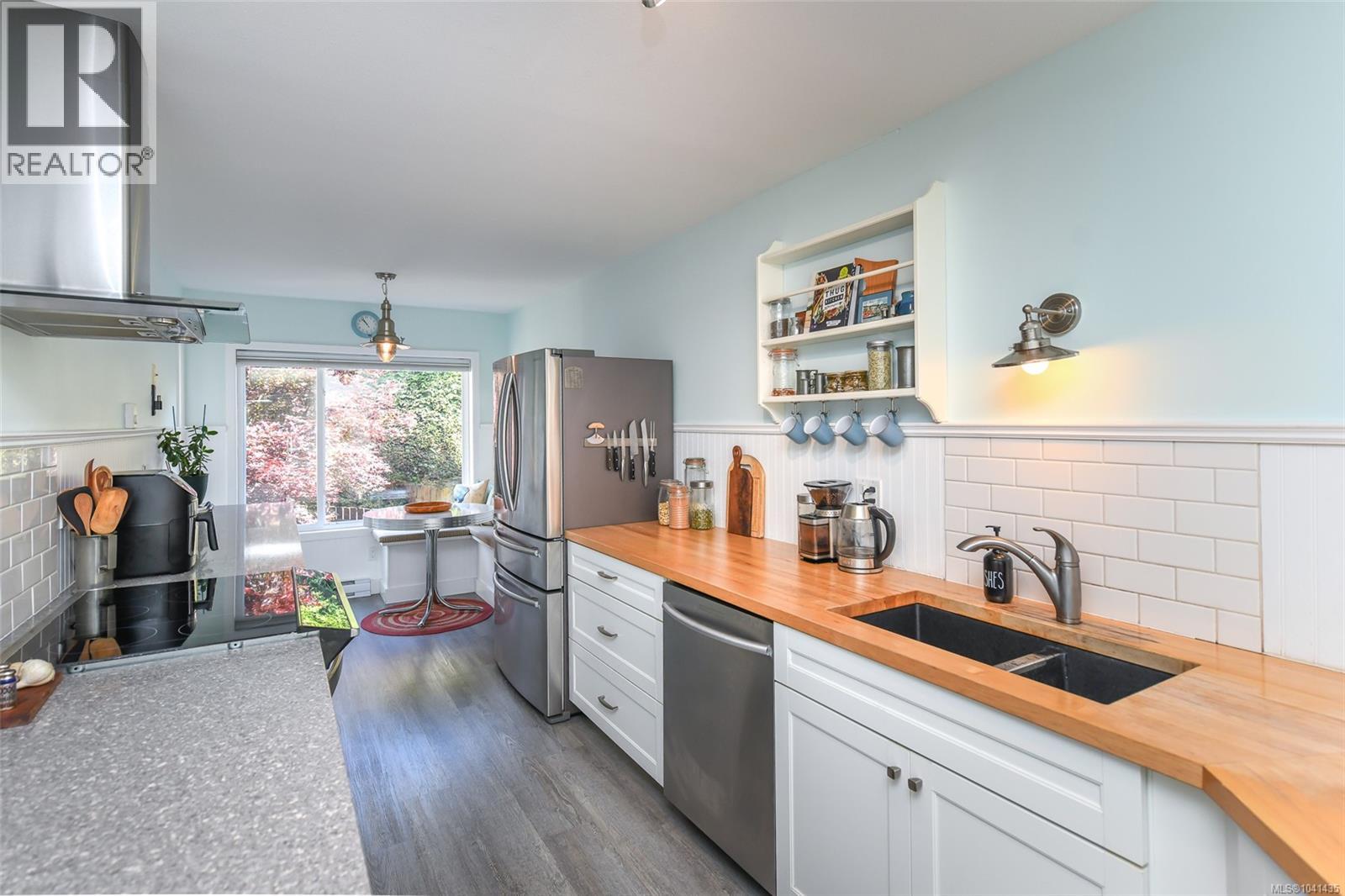 205 2250 Manor Pl, Comox, British Columbia  V9M 1C5 - Photo 9 - 1041435