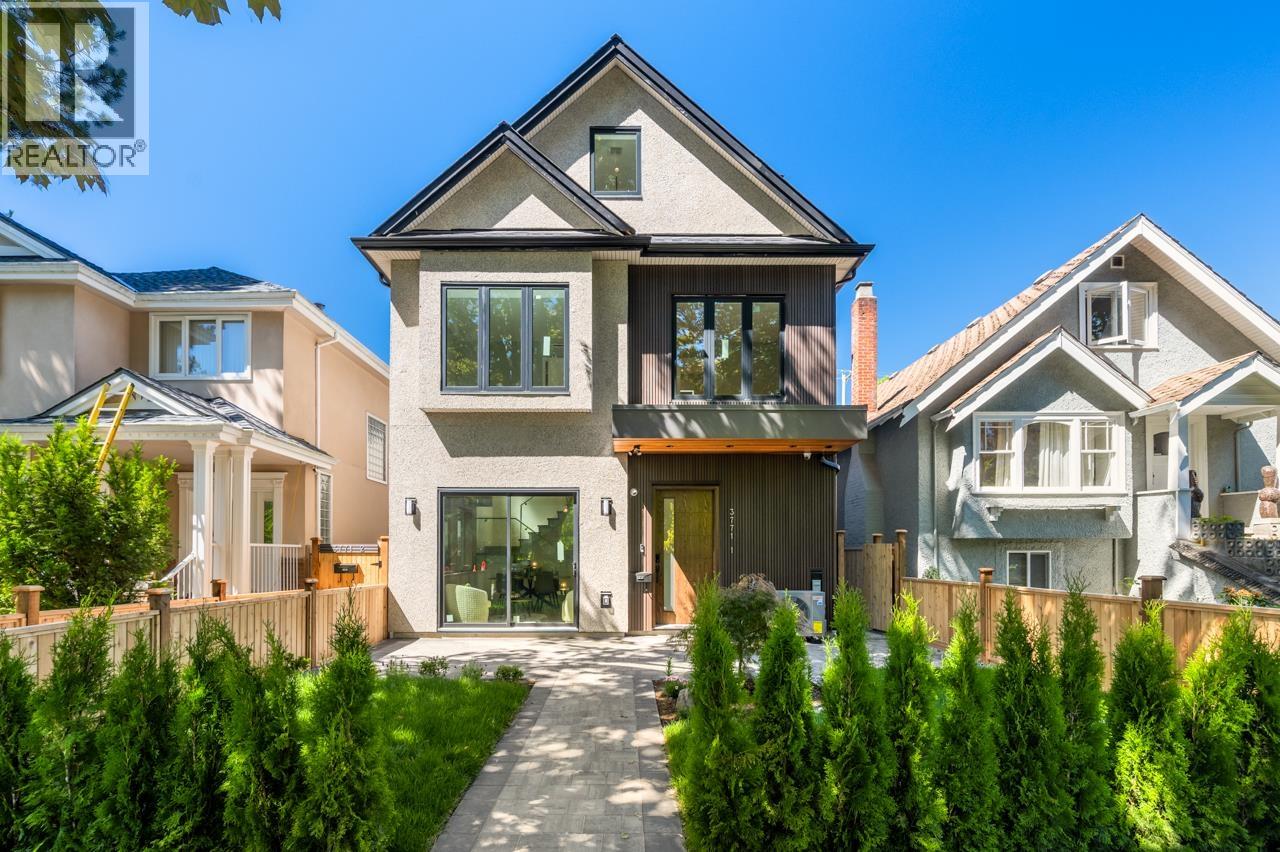 1 3771 W KING EDWARD AVENUE, Vancouver, British Columbia