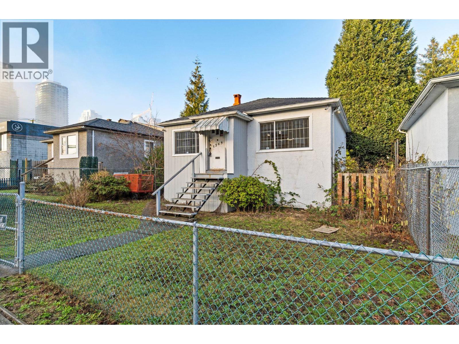 5263 IMPERIAL STREET, Burnaby, British Columbia