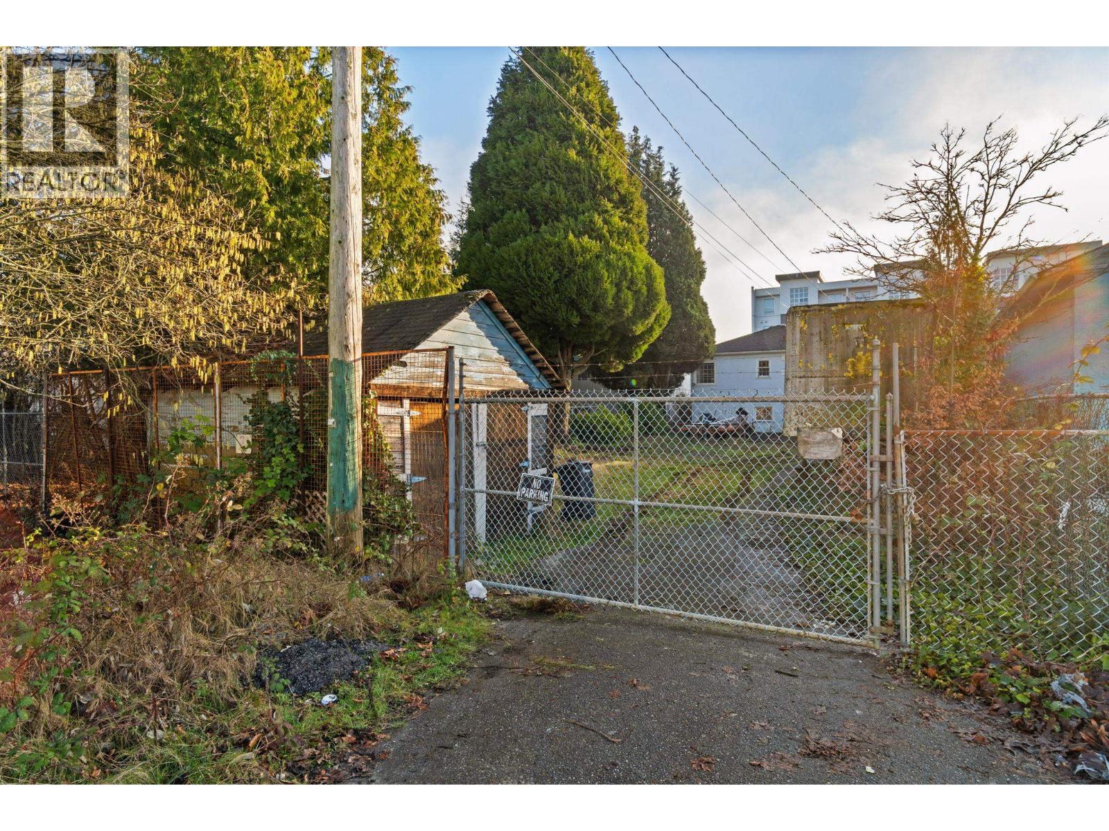 5277 Imperial Street, Burnaby, British Columbia  V5J 1E5 - Photo 6 - R3139615
