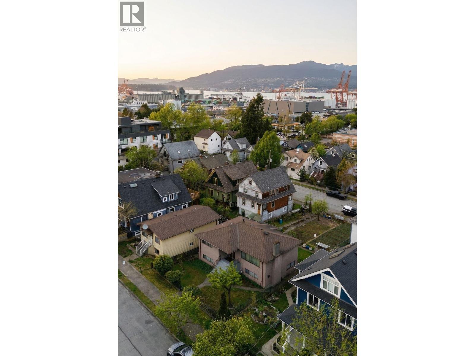 1955 Turner Street, Vancouver, British Columbia  V5L 1Z9 - Photo 11 - R3139619