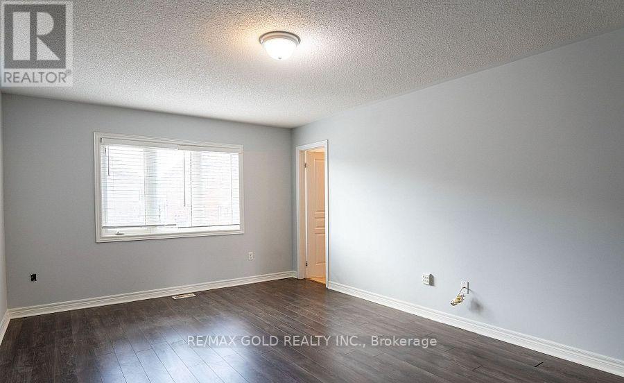 1 - 11 Vanderpool Crescent, Brampton, Ontario  L6P 3W7 - Photo 11 - W13478054