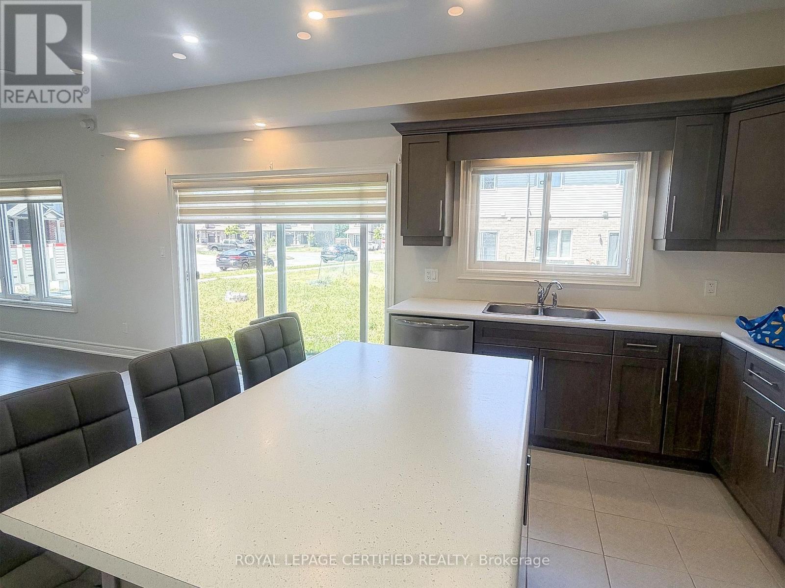 14 Overholt Drive, Thorold, Ontario  L0S 1K0 - Photo 10 - X13480256