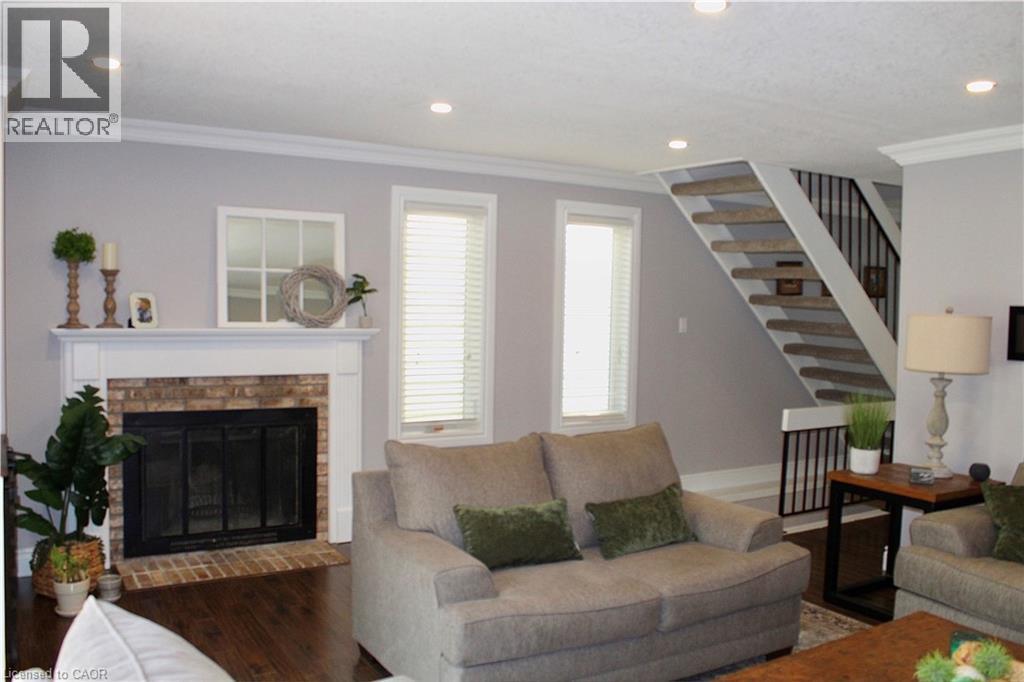 26 Winding Woods Crescent, London, Ontario  N6G 3G5 - Photo 3 - 40842482