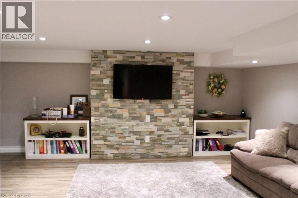 26 Winding Woods Crescent, London, Ontario  N6G 3G5 - Photo 9 - 40842482