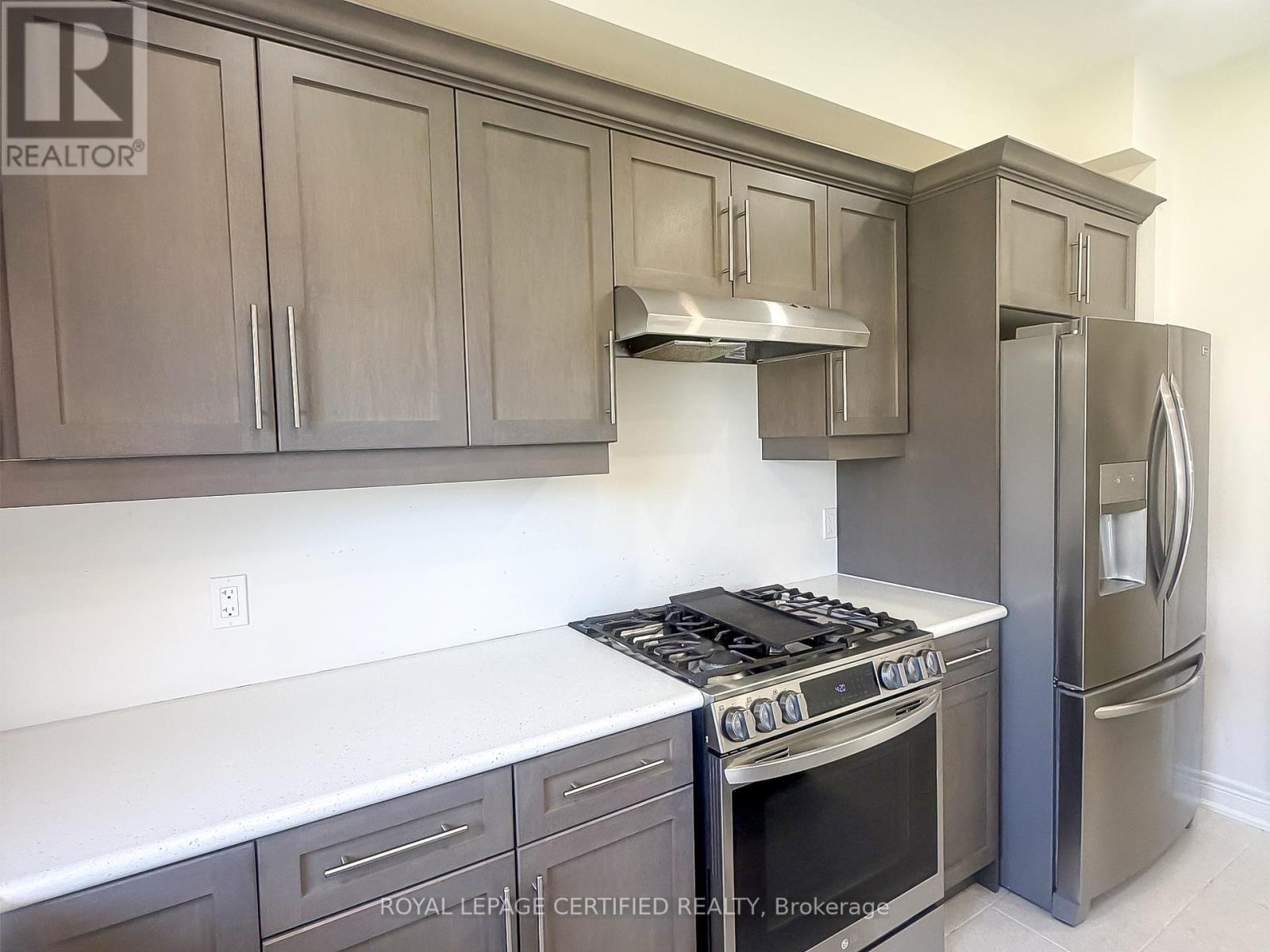14 Overholt Drive, Thorold, Ontario  L0S 1K0 - Photo 12 - X13480256