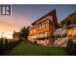 35 KELVIN GROVE WAY, West Vancouver, British Columbia