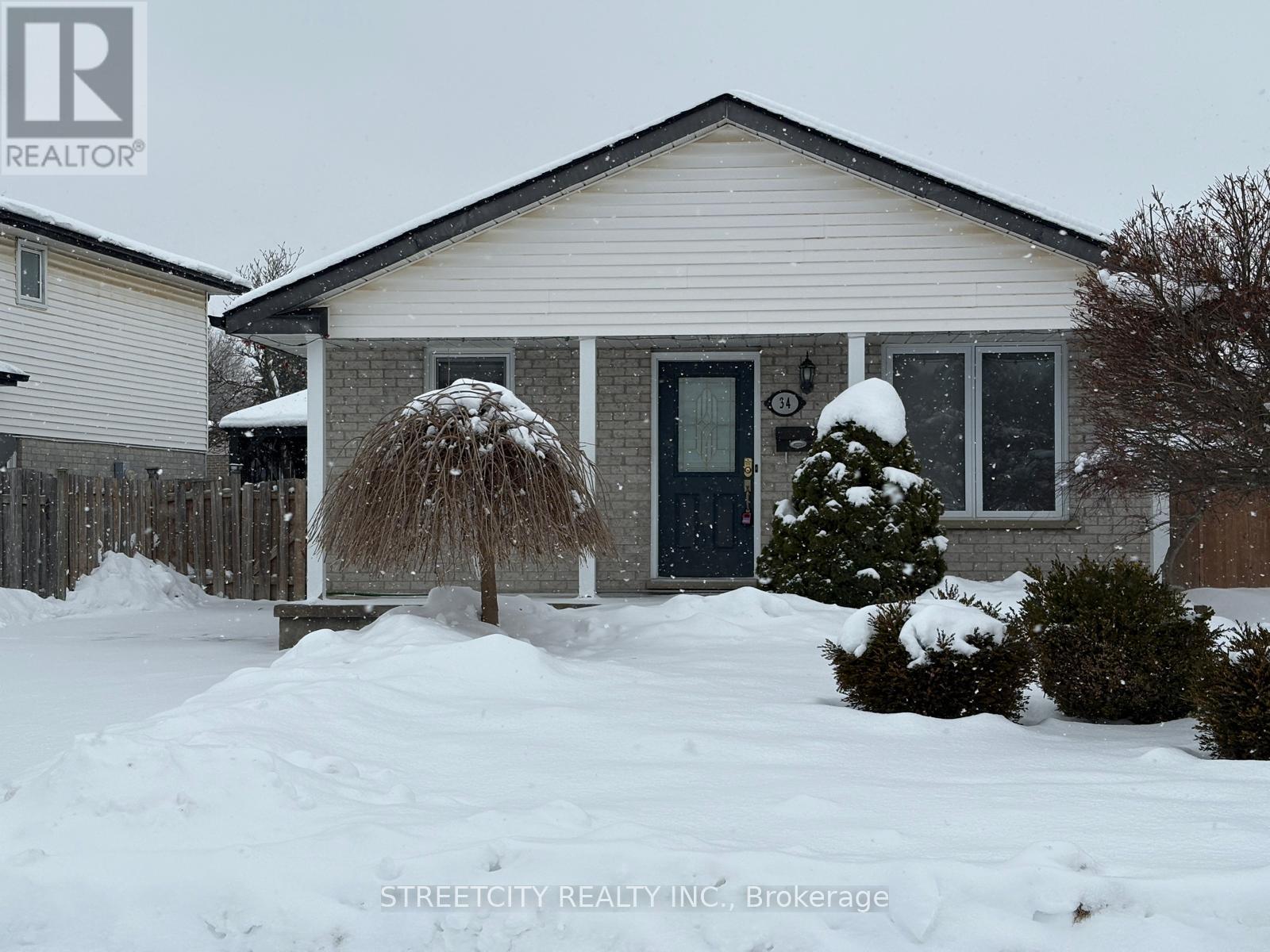 34 GLENROY ROAD, London South, Ontario