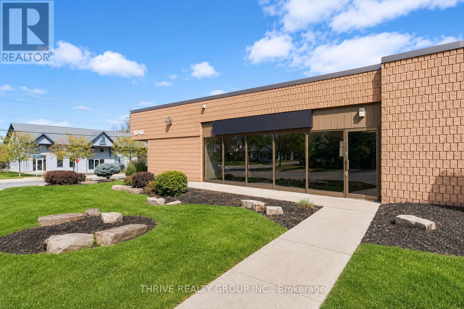 1040 Adelaide Street N, London East, Ontario  N5Y 2M9 - Photo 2 - X13485896