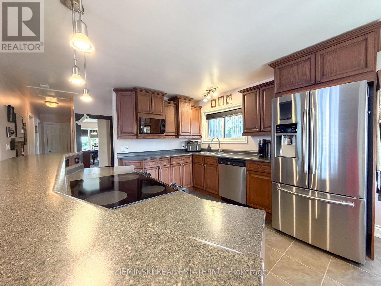 368 D'iberville Avenue, Iroquois Falls, Ontario  P0K 1G0 - Photo 5 - T13485846