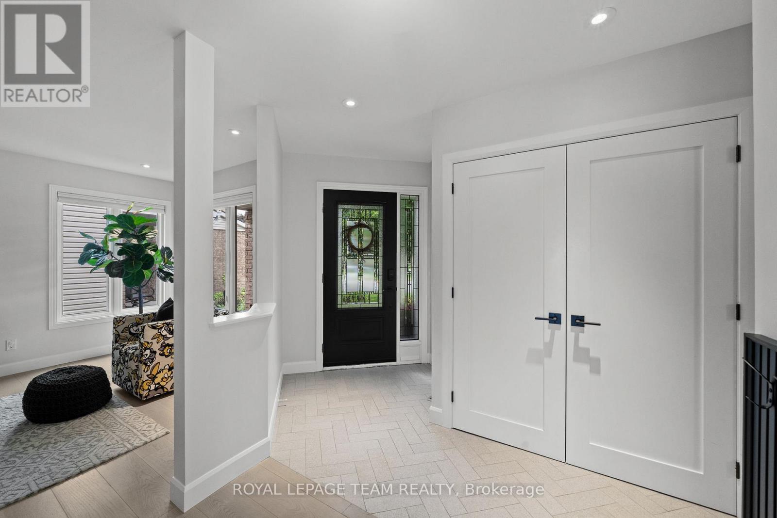 38 Merner Avenue, Ottawa, Ontario  K2J 4A6 - Photo 3 - X13485554