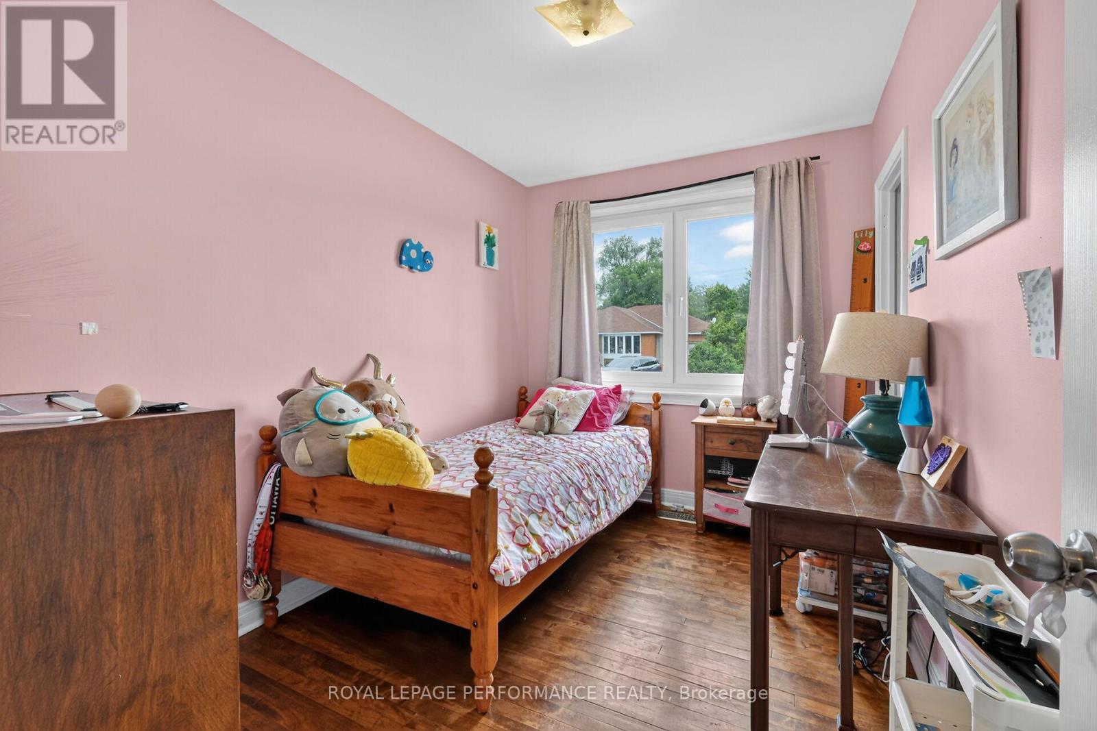 105 Crownhill Street, Ottawa, Ontario  K1J 6X2 - Photo 11 - X13485572