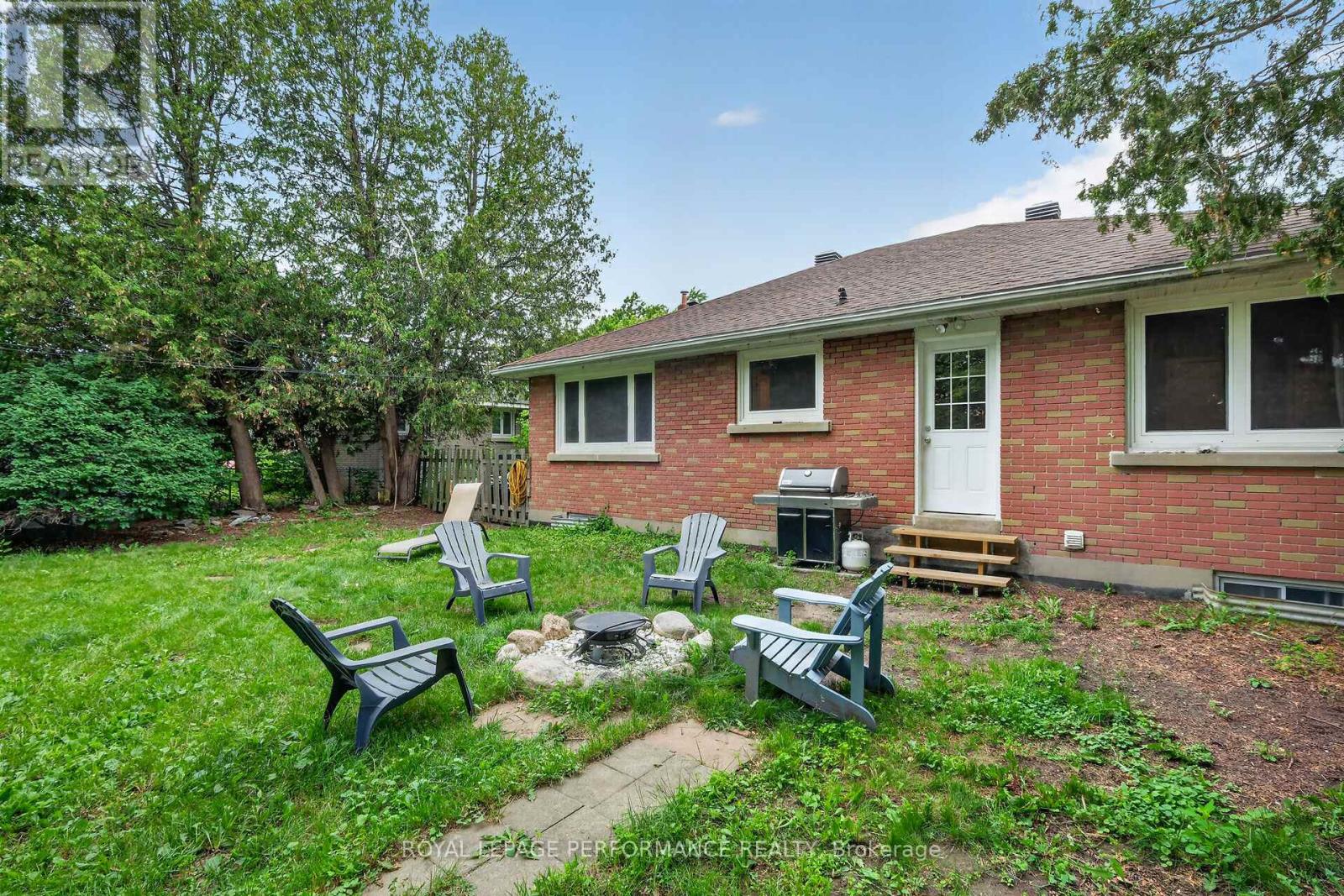 105 Crownhill Street, Ottawa, Ontario  K1J 6X2 - Photo 18 - X13485572