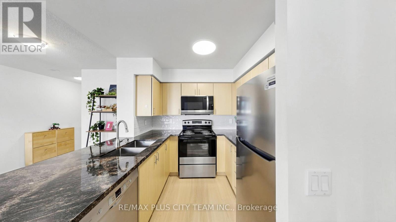 2212 - 4978 Yonge Street, Toronto, Ontario  M2N 7G8 - Photo 8 - C13036334