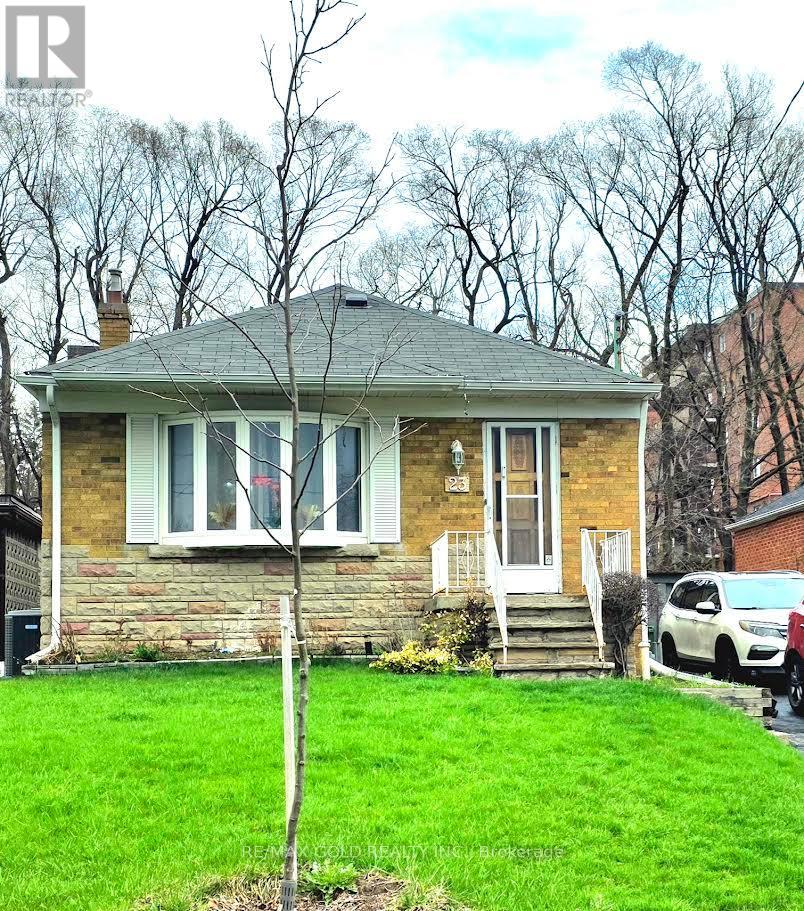 23 RENSBURG DRIVE, Toronto, Ontario