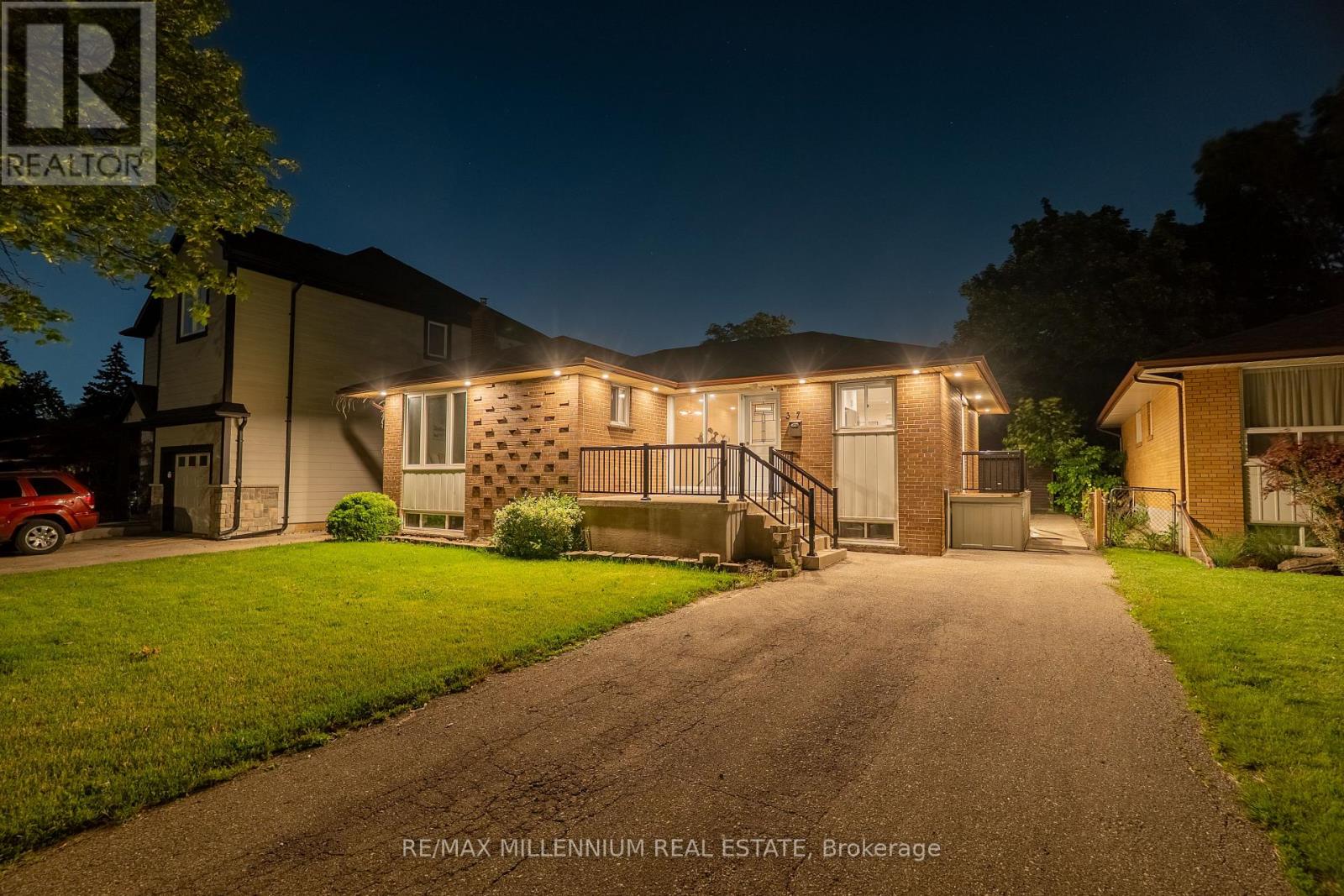 37 Campbell Drive, Brampton, Ontario  L6X 2H8 - Photo 35 - W13483720