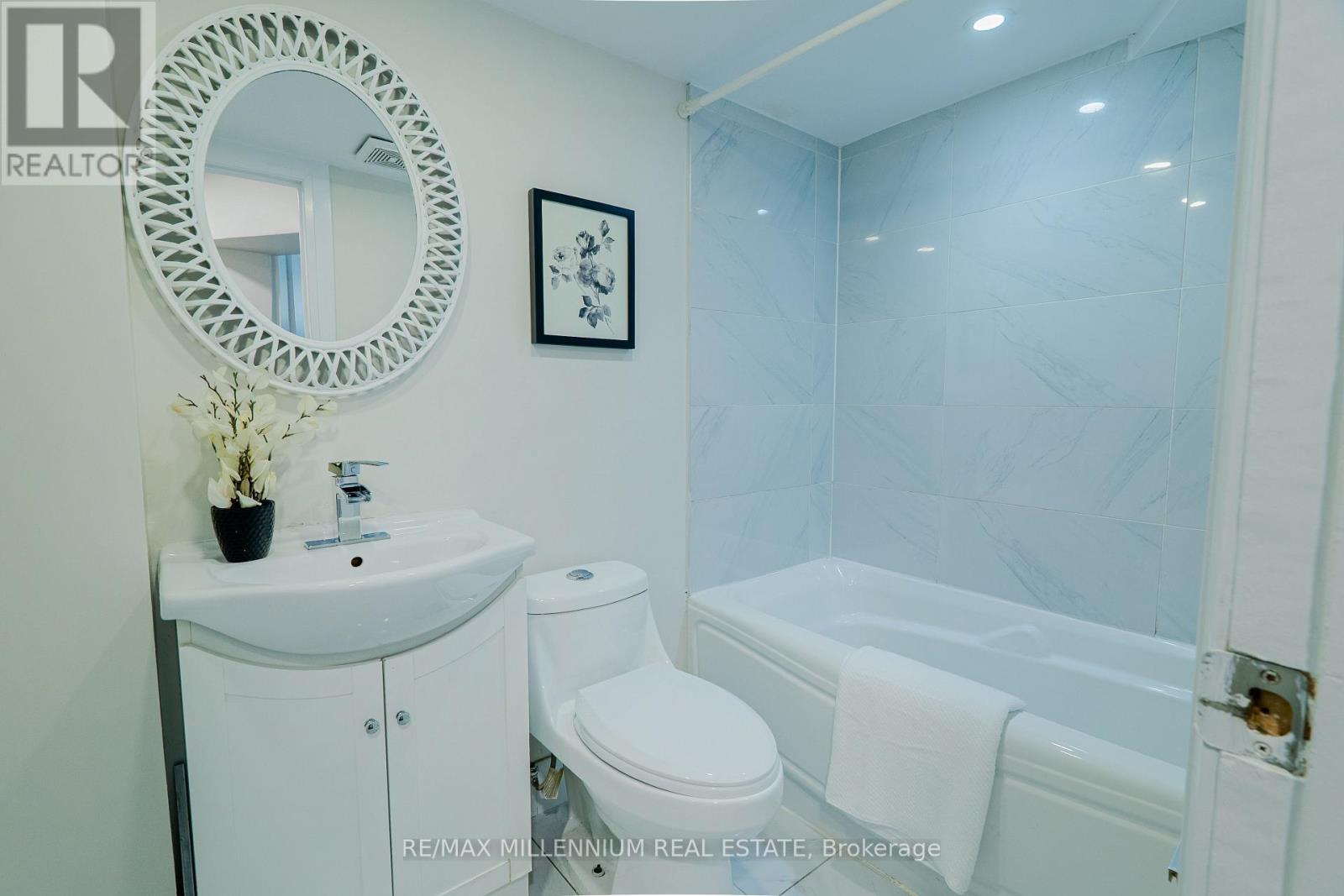 37 Campbell Drive, Brampton, Ontario  L6X 2H8 - Photo 28 - W13483720