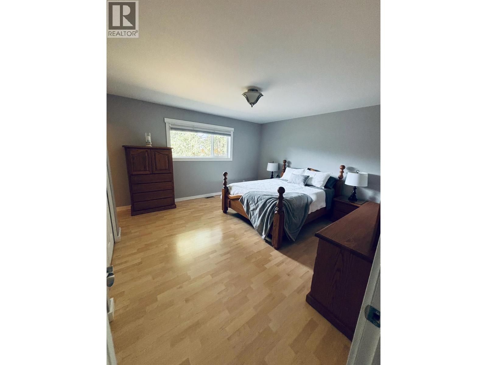610 10th Avenue Nw, Nakusp, British Columbia  V0G 1R0 - Photo 9 - 10392599