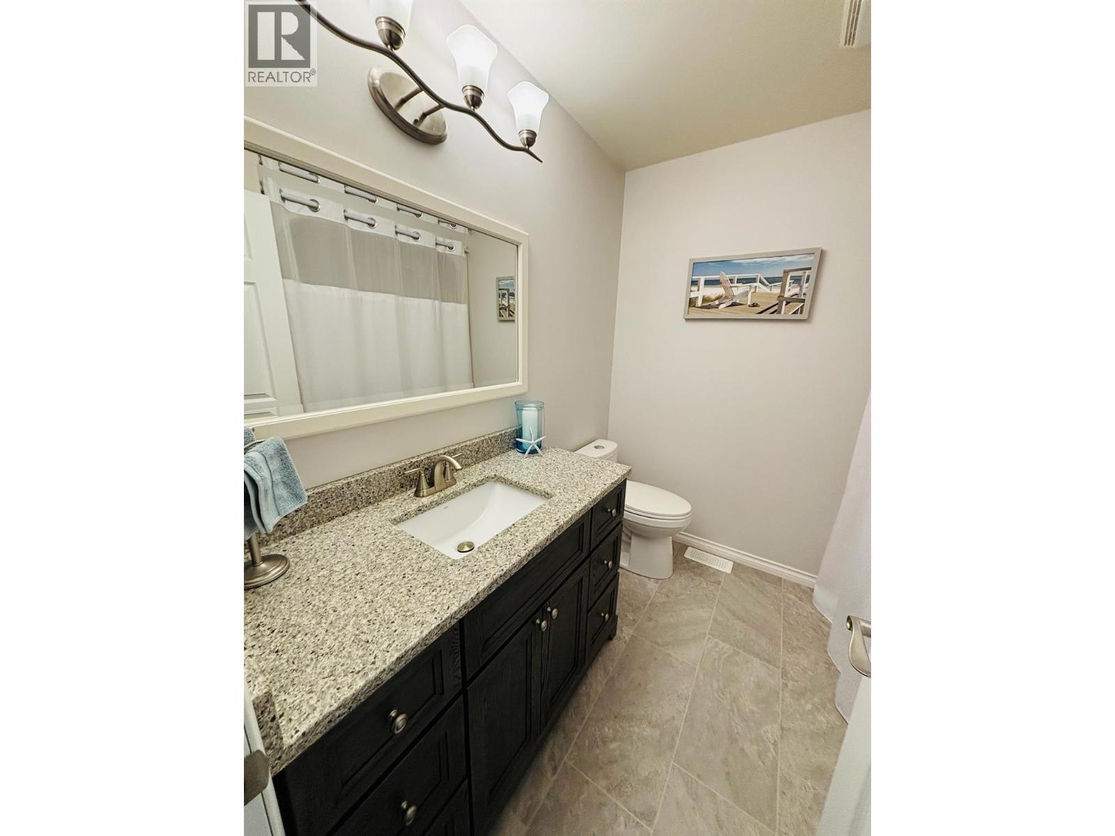 610 10th Avenue Nw, Nakusp, British Columbia  V0G 1R0 - Photo 12 - 10392599